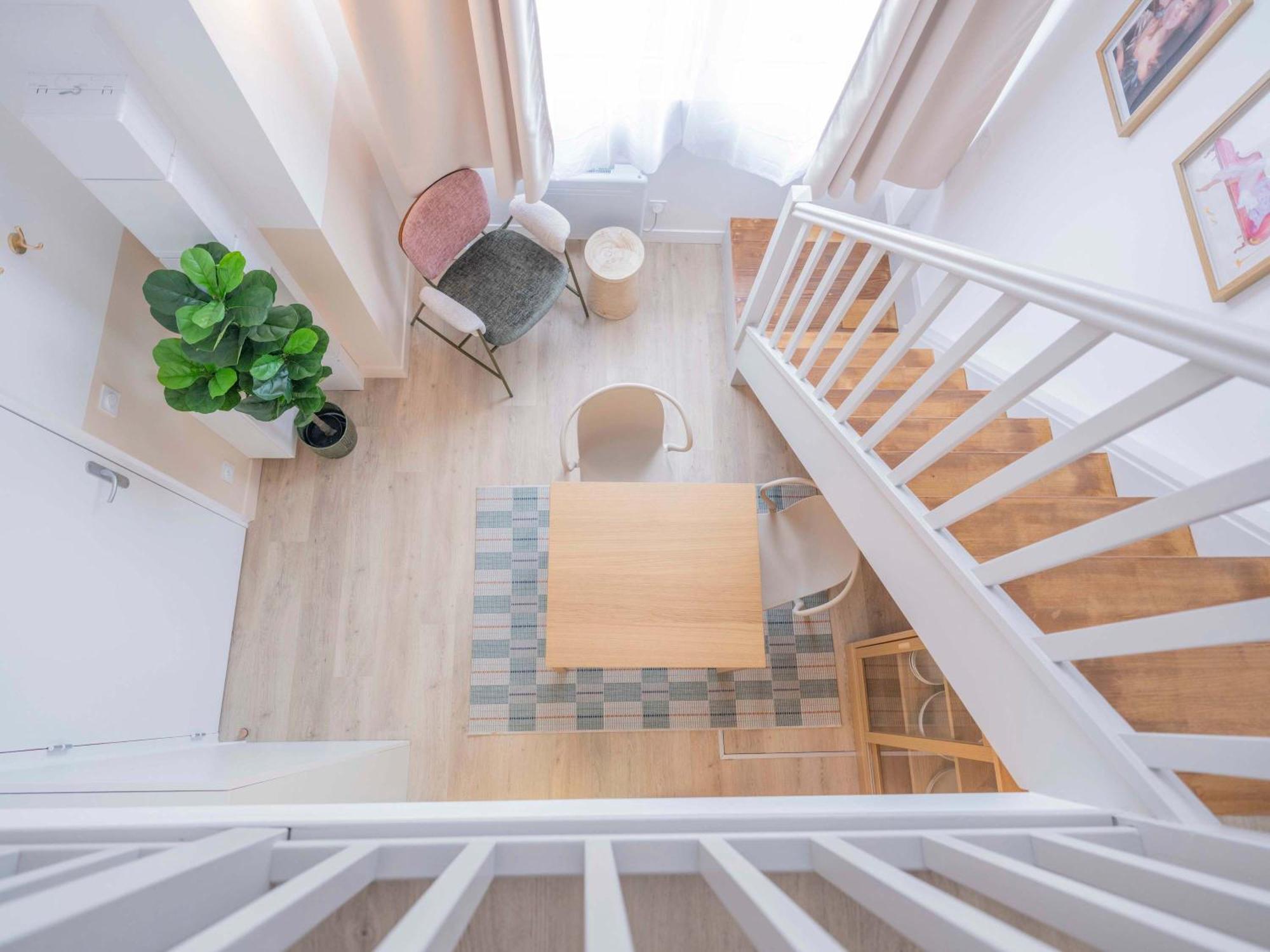 Cosy Loft-style In The 10th * Paris